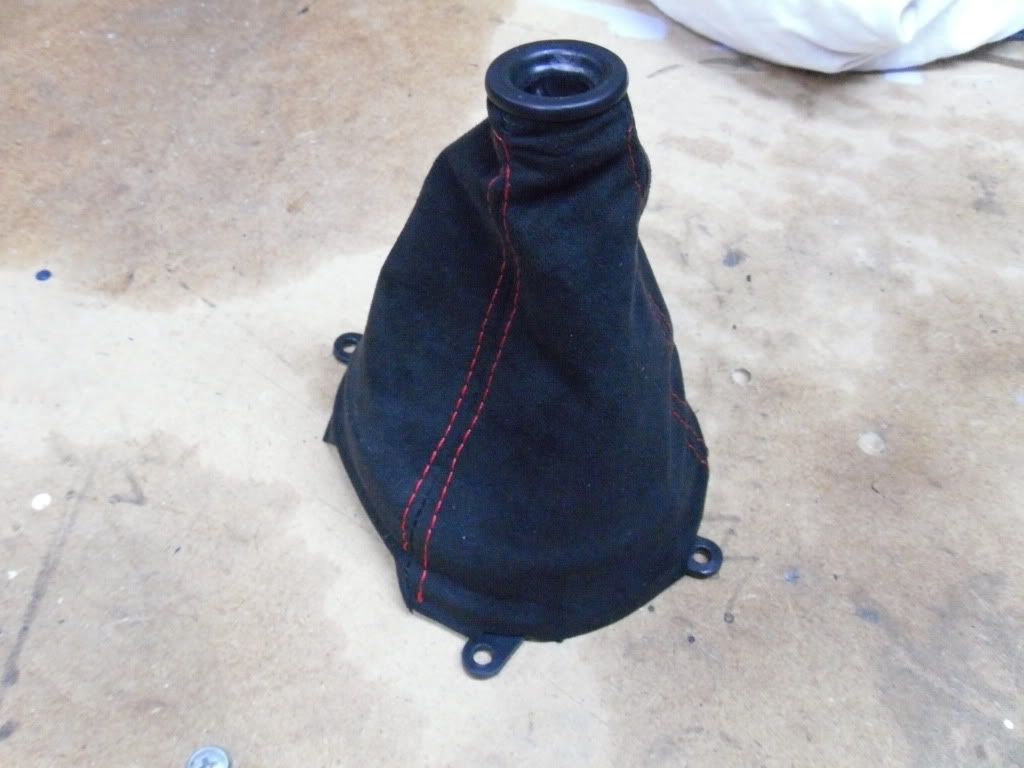 Shift Style custom suede shift boot installed 8th Generation Honda Civic Forum